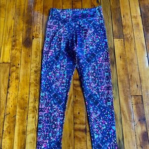 Kos USA high-waisted “satellite” leggings